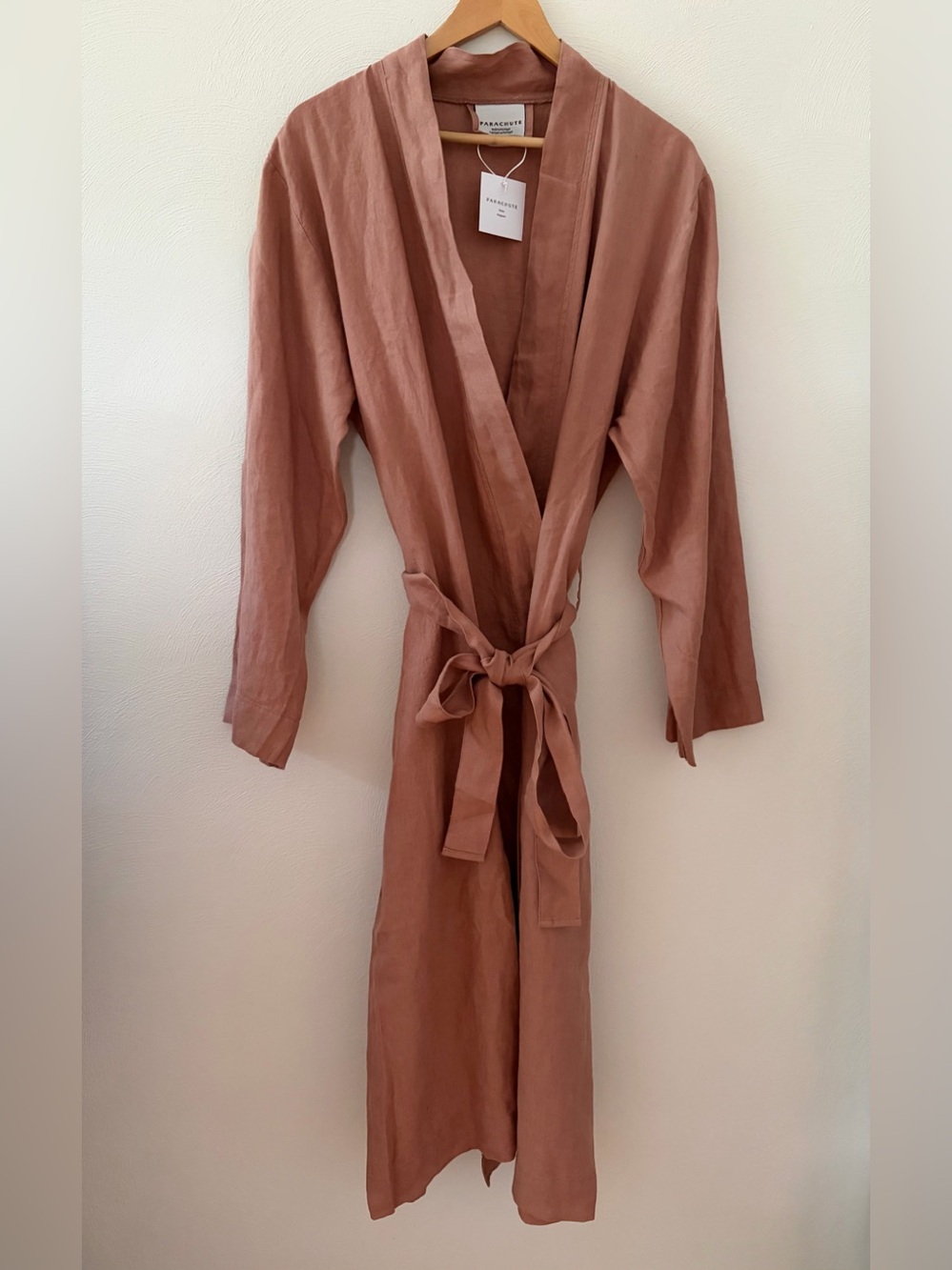 NWT Parachute 100% Linen Robe Size M in Clay